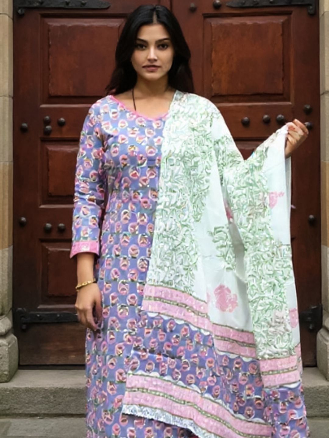 Floral Printed Round Neck Pure Cotton Straight Kurta With Trousers & Dupatta