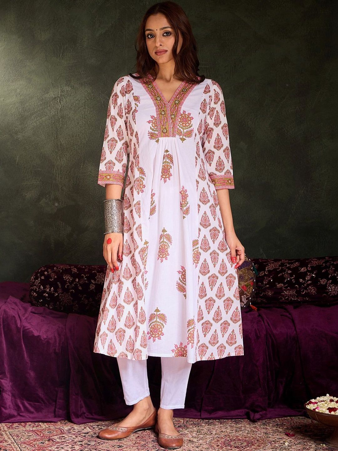 Women Ethnic Motifs Printed Tiered Pure Cotton Kurta with Trousers