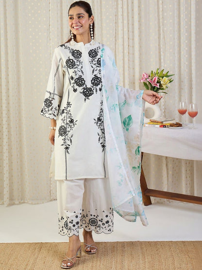 Women Floral Embroidered Regular Thread Work Cotton Kurta with Palazzos & Dupatta