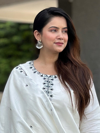 Indyancart VV Shruta White Kurta and Pant Dupatta Sets Silk Blend Fabrics with Embroidery