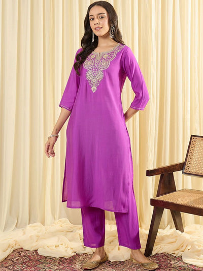 Indyancart IE Women Ethnic Motifs Embroidered Regular Thread Work Kurta with Trousers