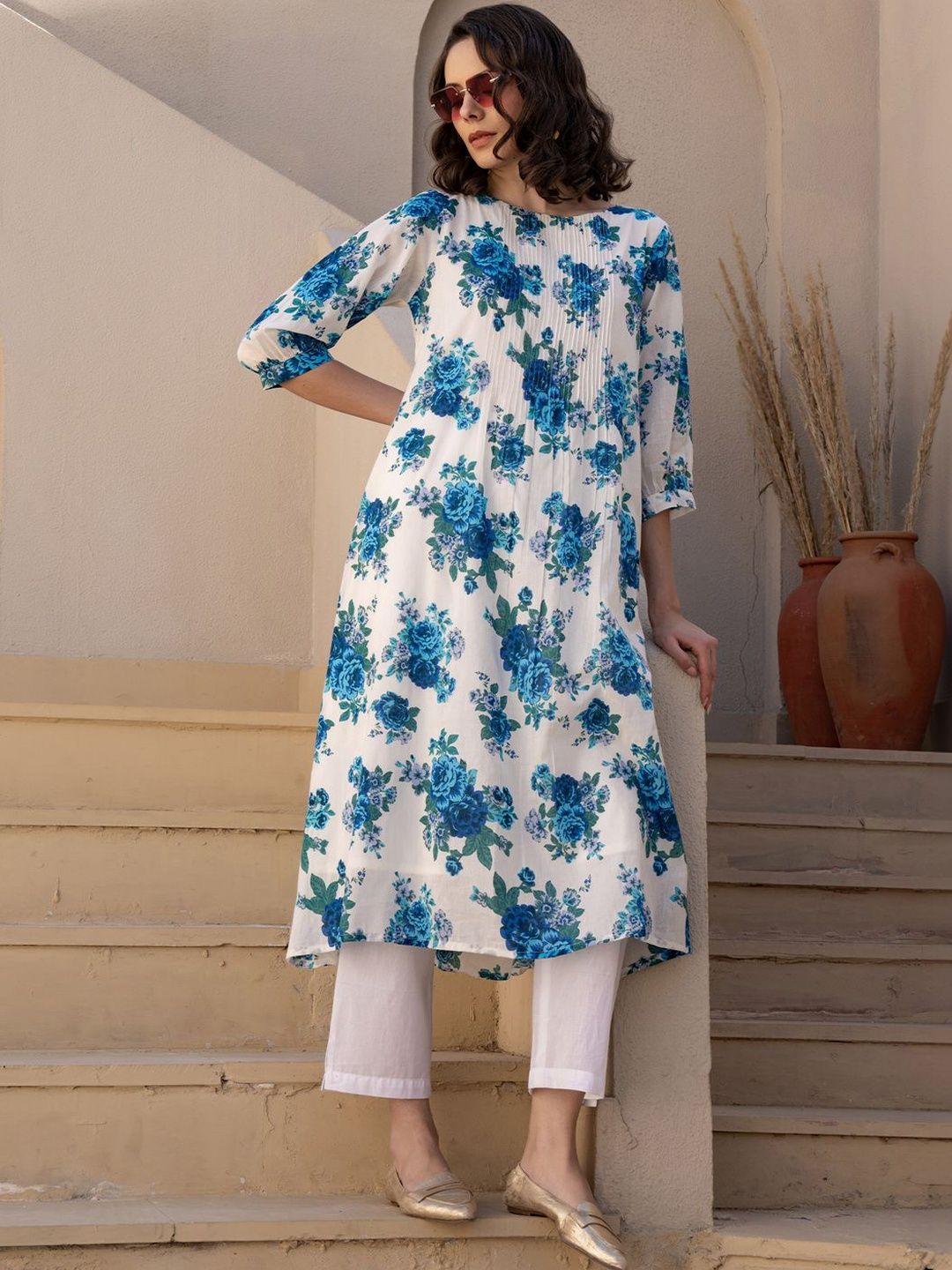 Women Floral Printed Pleated Pure Cotton Kurta with Trousers