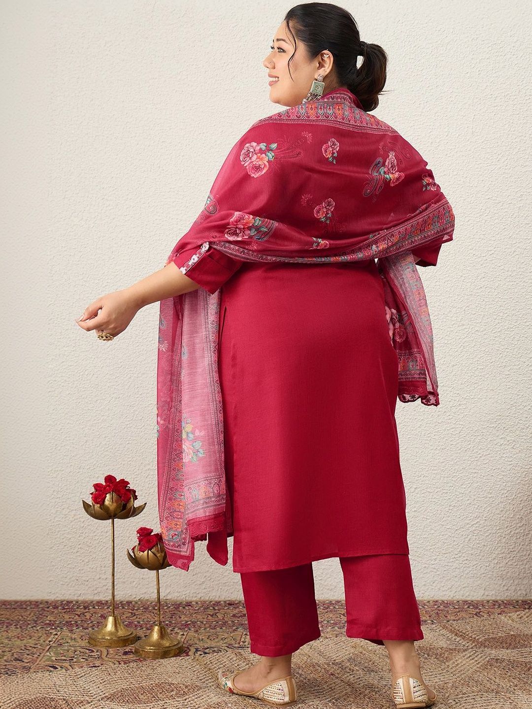Indyancart Women's Ethnic Motifs Regular Thread Work Kurta with Trousers & With Dupatta