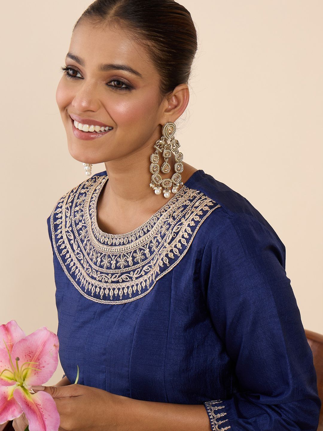 Women Ethnic Motifs Embroidered Panelled Thread Work Kurta with Trousers