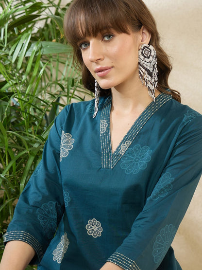 Indyancart IE Printed V-Neck Three-Quarter Sleeves Pure Cotton Top With Trousers