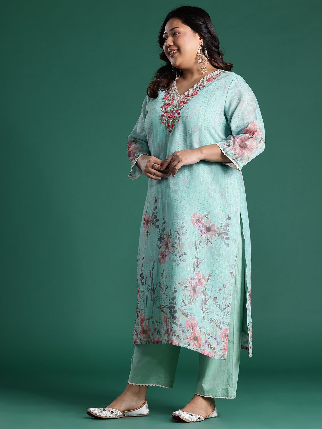 Indyancart Women's Plus Size Floral Print Regular Thread Work Kurta with Palazzos & Dupatta