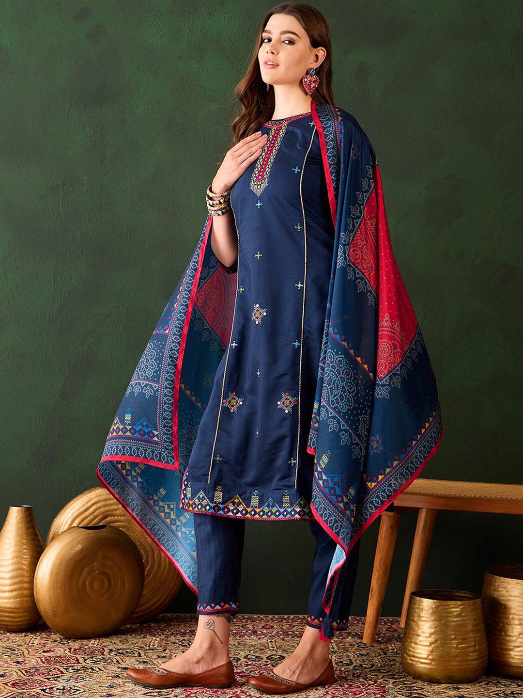 Indyancart SN Women's Geometric Embroidered Sequinned Straight Kurta & Trouser With Dupatta