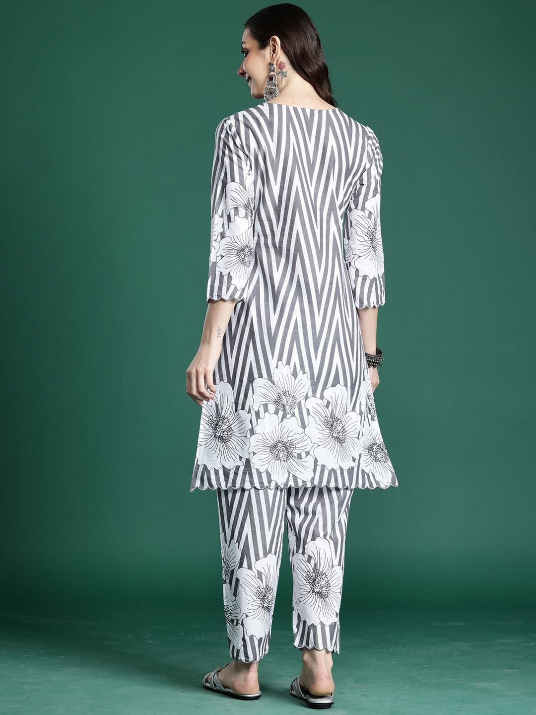 Indyancart IE Printed Top With Trousers Co-Ords