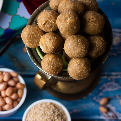 Chitale Bandhu Til Ladu Kadak