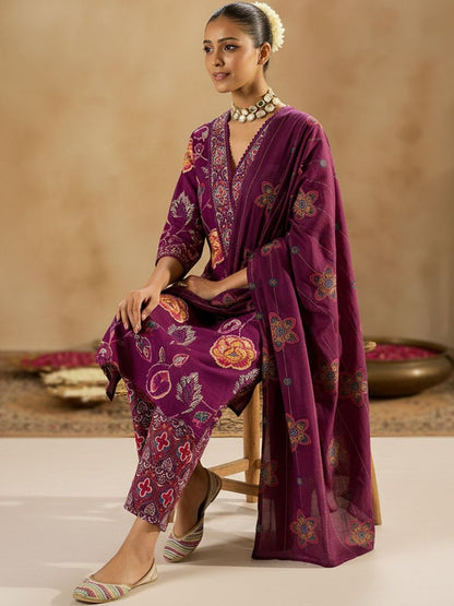 Floral Printed Regular Pure Cotton Straight Kurta with Trousers & With Dupatta