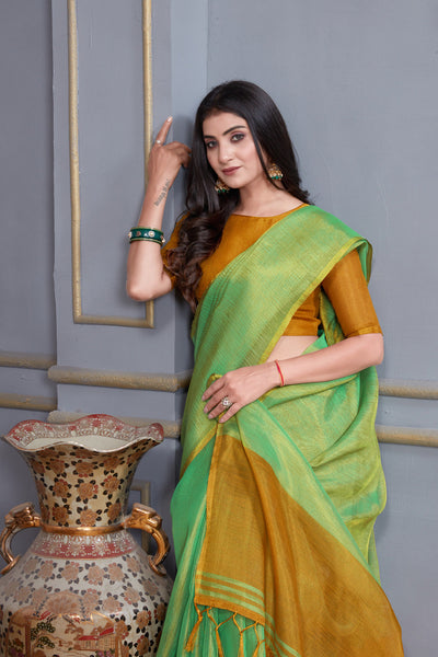 Indyancart GR Women's Jheel Fern Green & Gold Zari Woven Design Linen Jacquard Saree