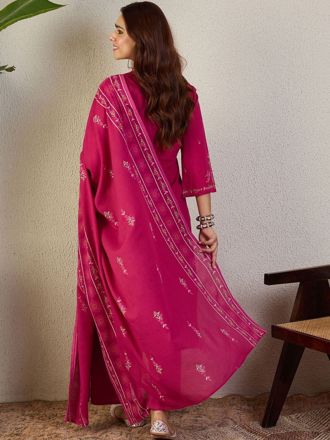 Ethnic Motifs Embroidered Thread Work Pure Cotton Kurta with Trouser & Dupatta