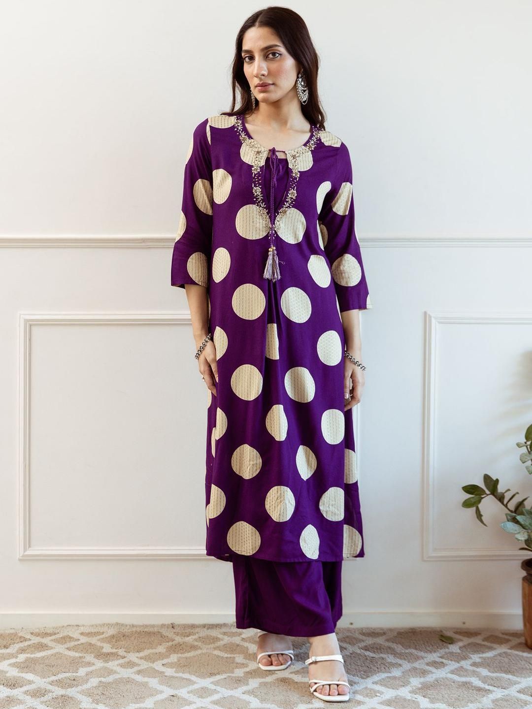 Dhiyona IE Printed & Embroidered A-Line Tunic & Trousers Co-Ord Set