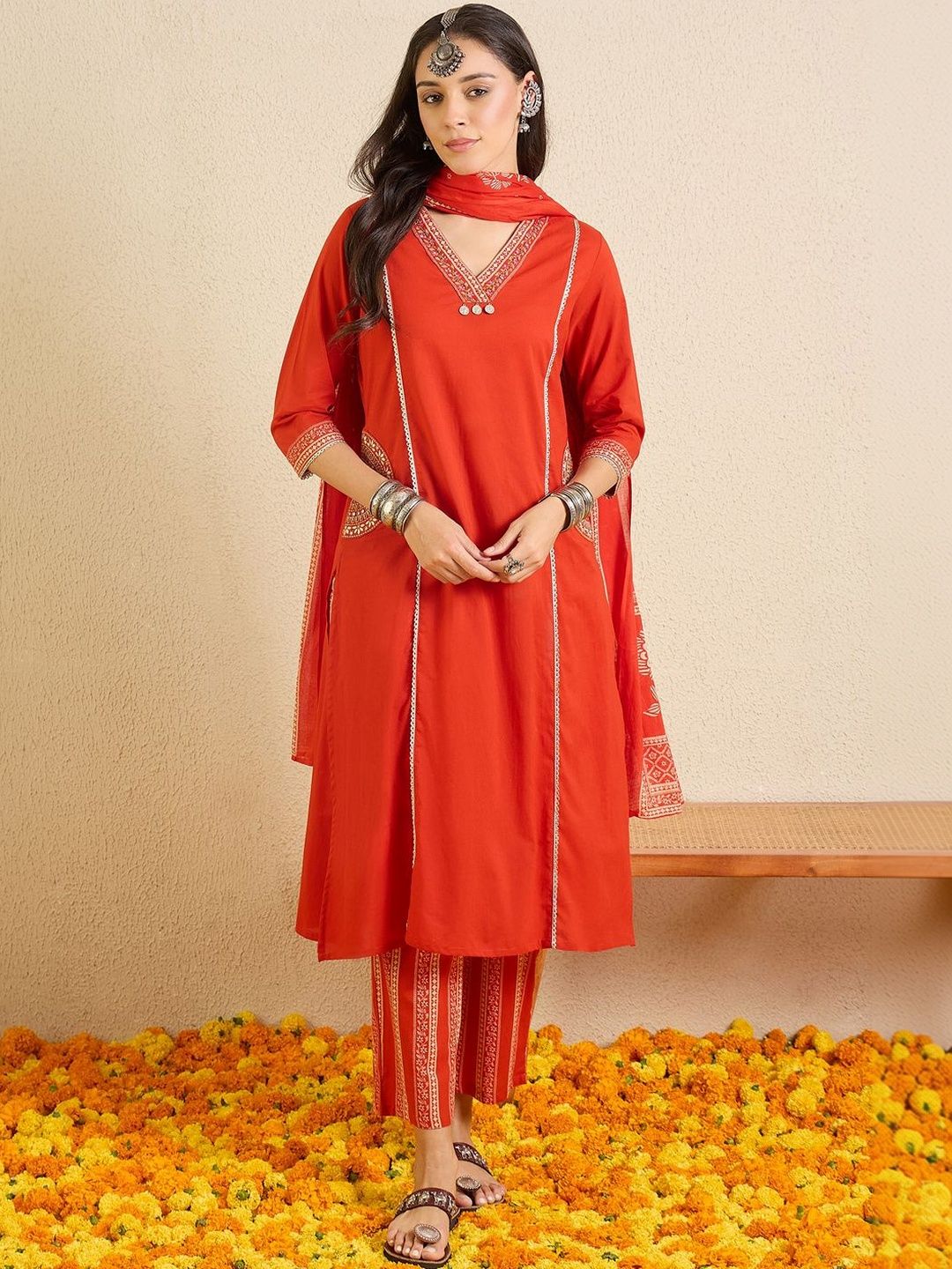 Women Ethnic Motifs Regular Thread Work Pure Cotton Kurta with Trousers & With Dupatta