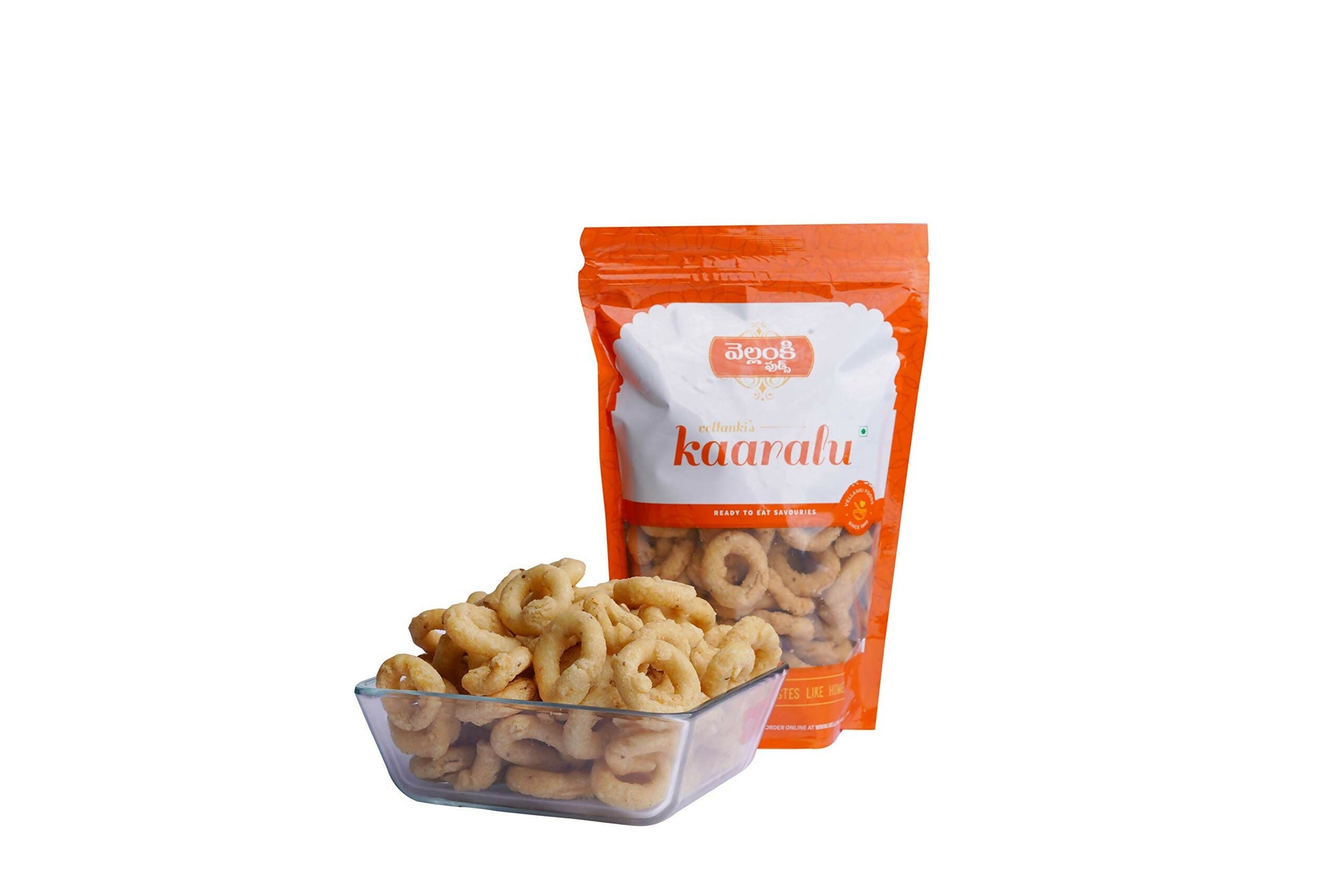 Vellanki Foods Vampoosa and Chegodi North Indian snacks combo in 250g packs, featuring crispy traditional Indian savory treats.