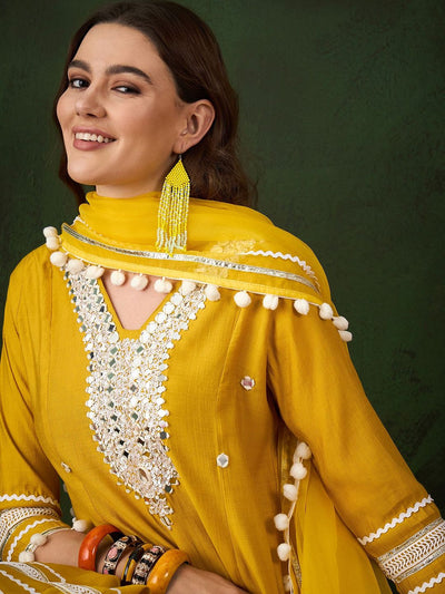 Indyancart SN Women's Paisley Embroidered Anarkali Kurta & Trousers With Dupatta