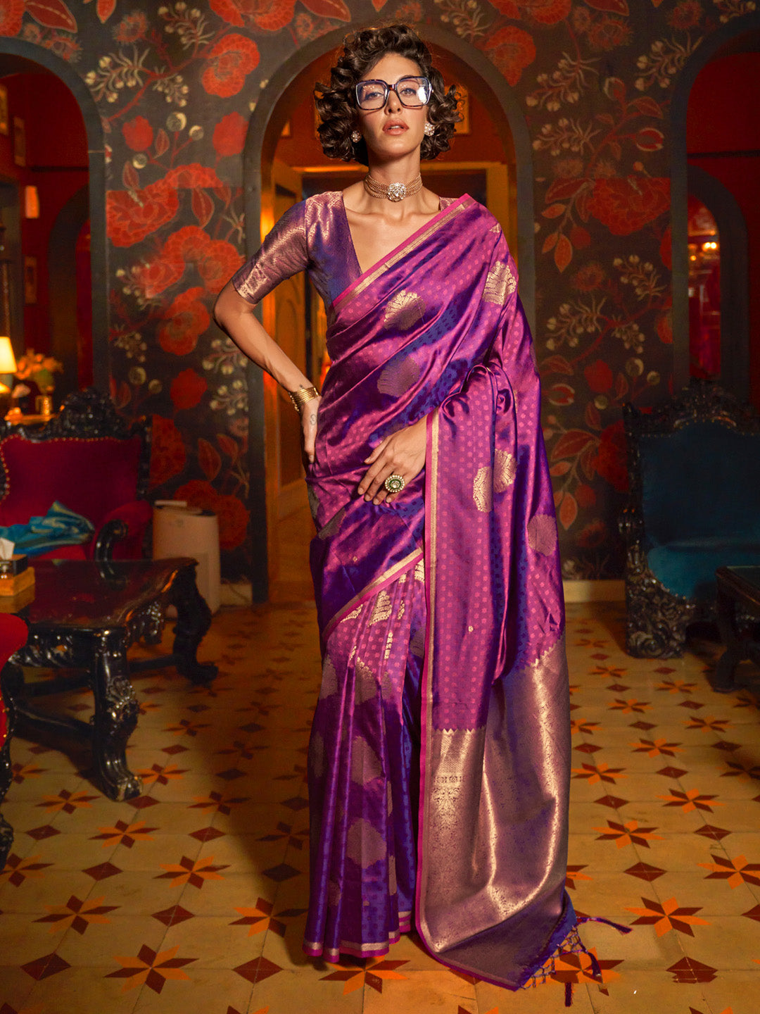 Women's Silk Blend Purple Woven Design Designer Saree With Blouse Piece