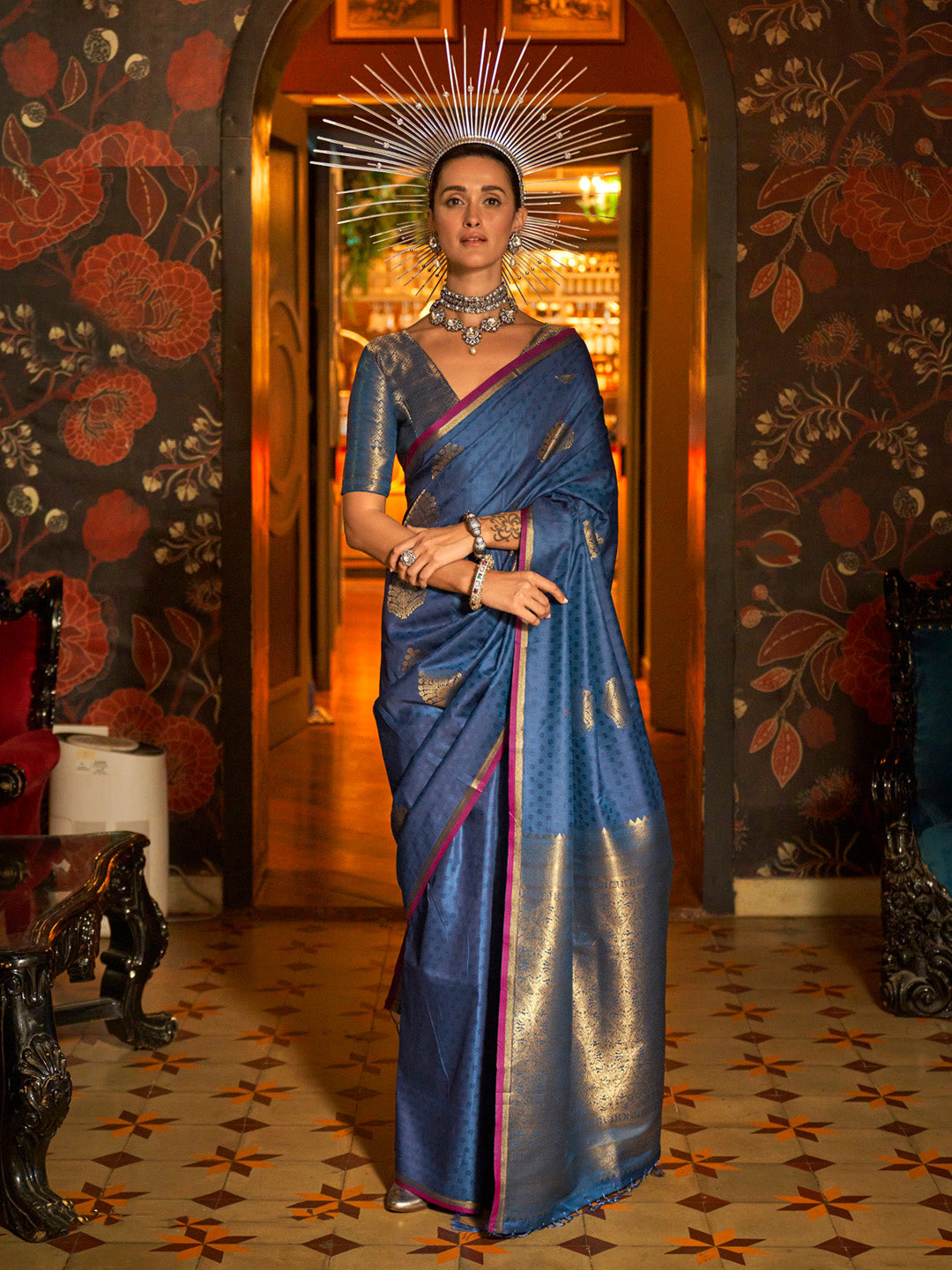 Women's Silk Blend Navy Blue Woven Design Designer Saree With Blouse Piece
