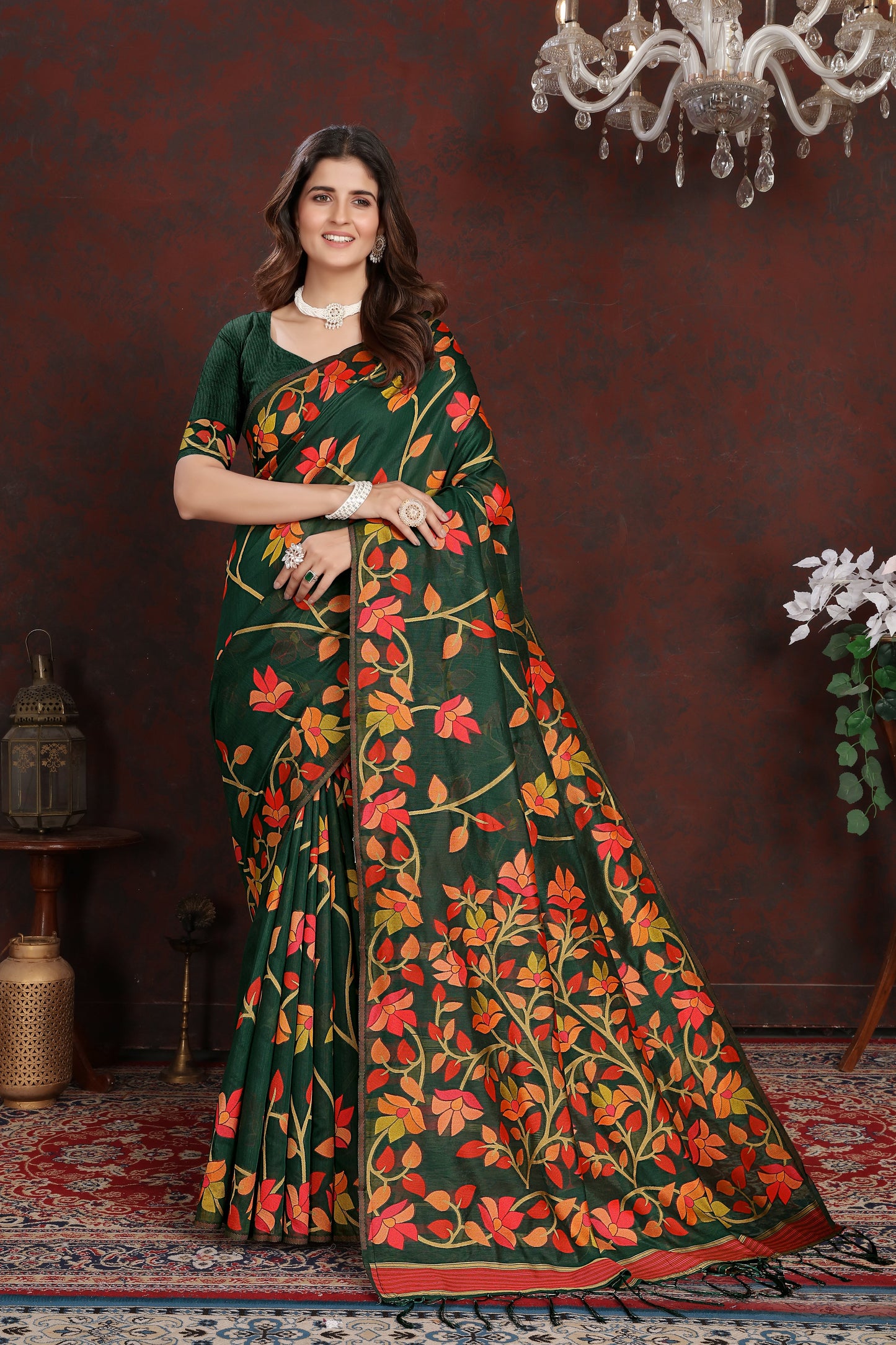 Dhiyona GR Women's Karvaah Cadmium Green Cotton Jamdani Saree