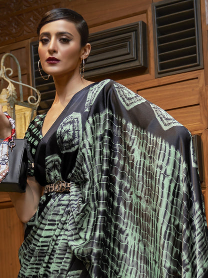 Women's Crepe Black Printed Celebrity Saree With Blouse Piece