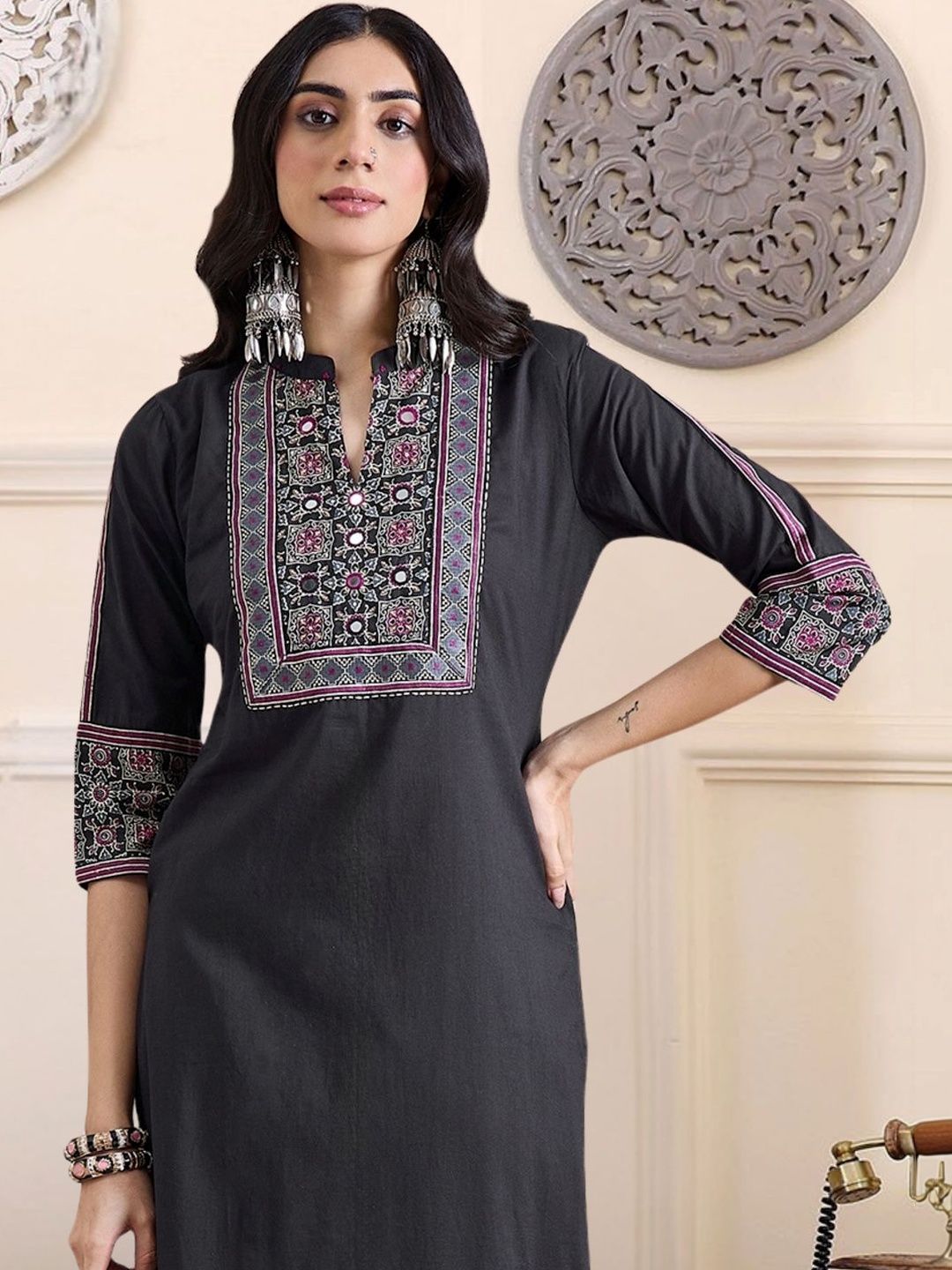 Women Ethnic Motifs Embroidered Regular Thread Work Pure Cotton Kurta with Trousers & With Dupatta