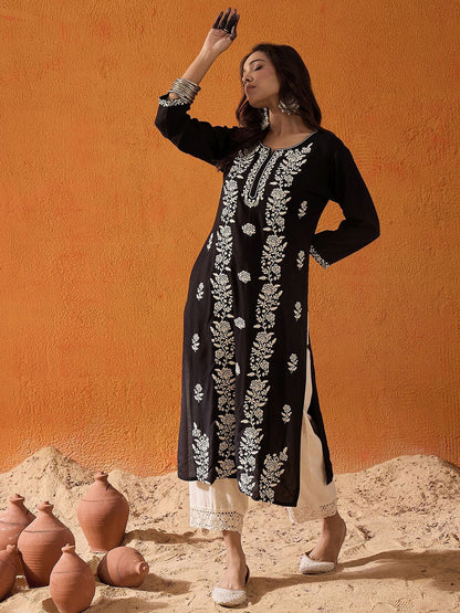 Indyancart IE Black Floral Embroidered Straight Kurta