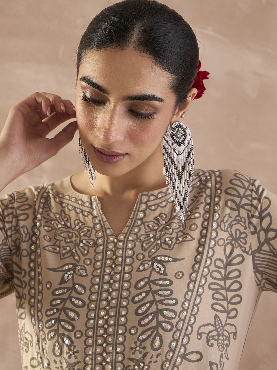 Women Ethnic Motifs Printed Regular Sequinned Kurta with Trousers