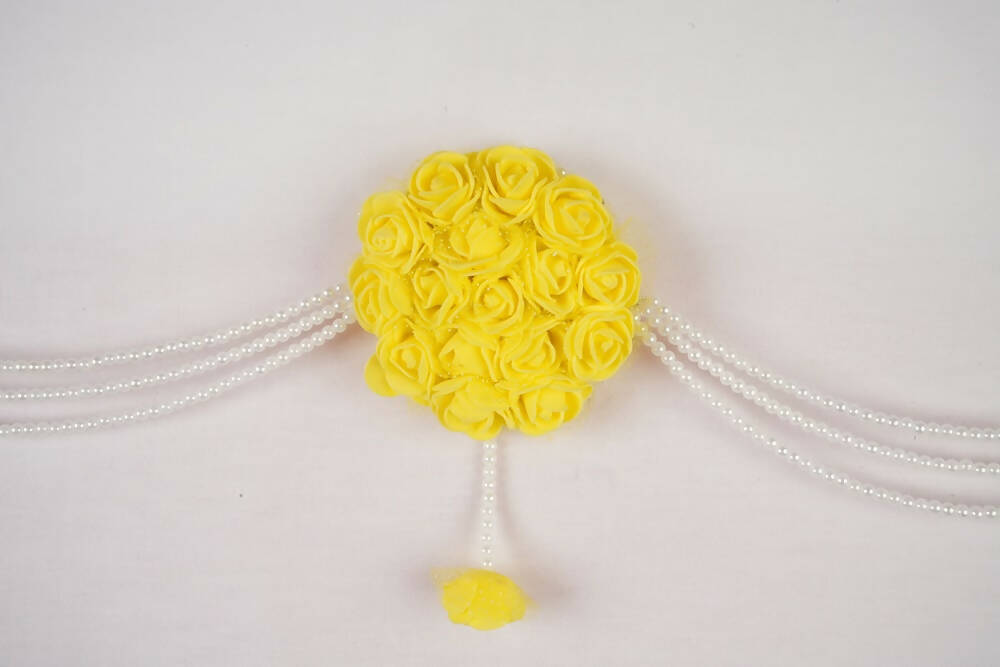 Kundan HandiKrafts Yellow Rose Bunch Thoranna - Indyancart