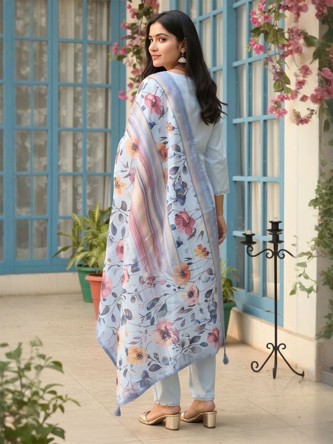 Roun Neck Straight Kurta With Trousers & With Dupatta