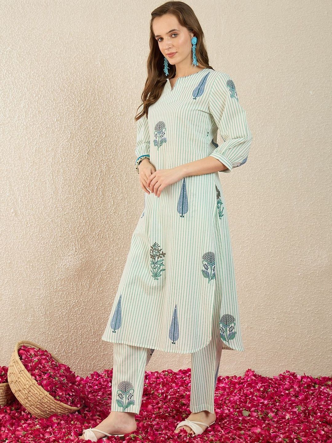 Women Printed Regular Pure Cotton Kurta with Trousers