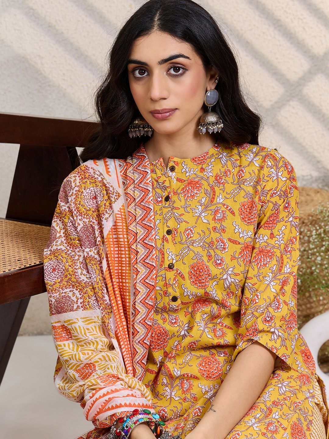 Women Floral Printed Cotton Kurta with Trousers & Dupatta