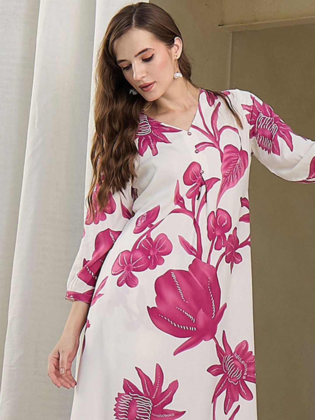 Indyancart IE Floral Printed V-Neck Tunic & Trousers