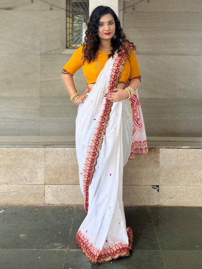 Women's Cotton Yellow Embellished Designer Saree With Blouse Piece