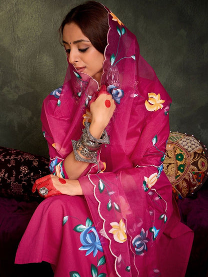 Women Floral Printed Regular Thread Work Pure Cotton Kurta with Trousers & With Dupatta