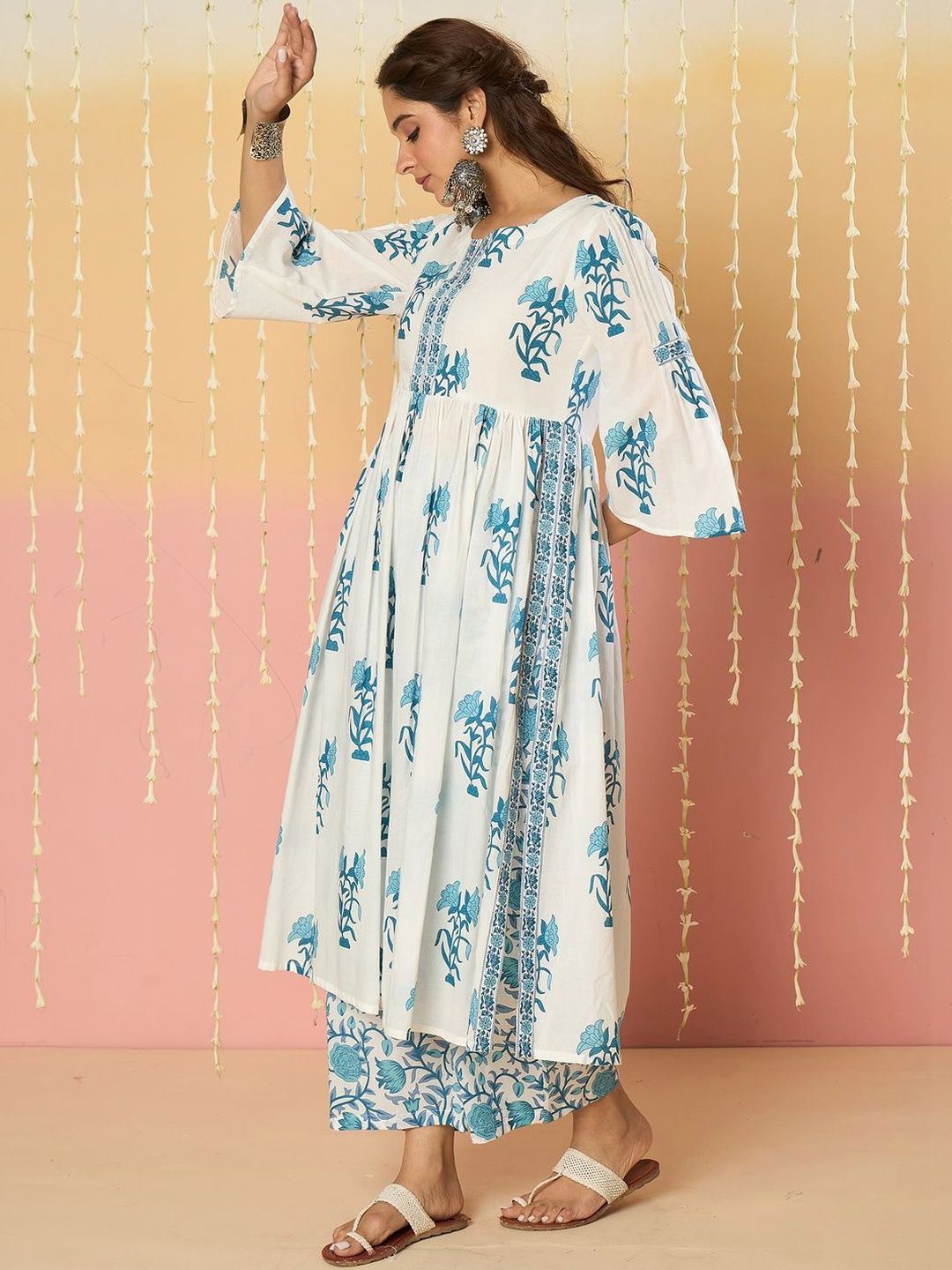 Women Floral Printed Regular Pure Cotton Kurta with Palazzos