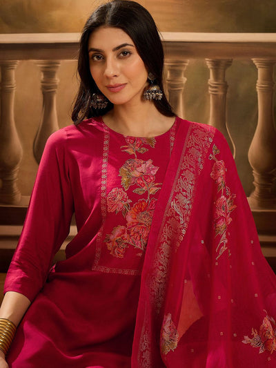 Indyancart SN Women's Floral Printed Round Neck Kurta With Trousers & Dupatta Set
