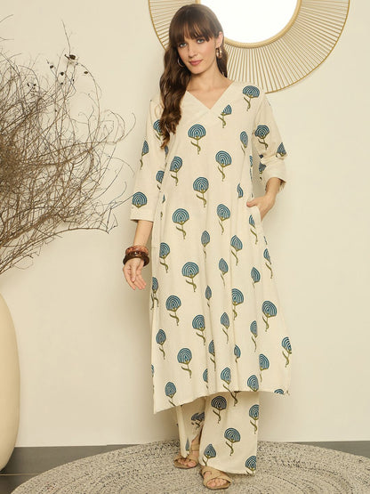 Women Ethnic Motifs Printed A-Line Kurta with Palazzo