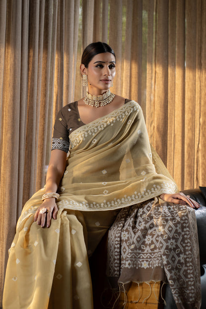Dhiyona GR Women's Nithya Latte Beige Mulmul Cotton Jamdani Saree