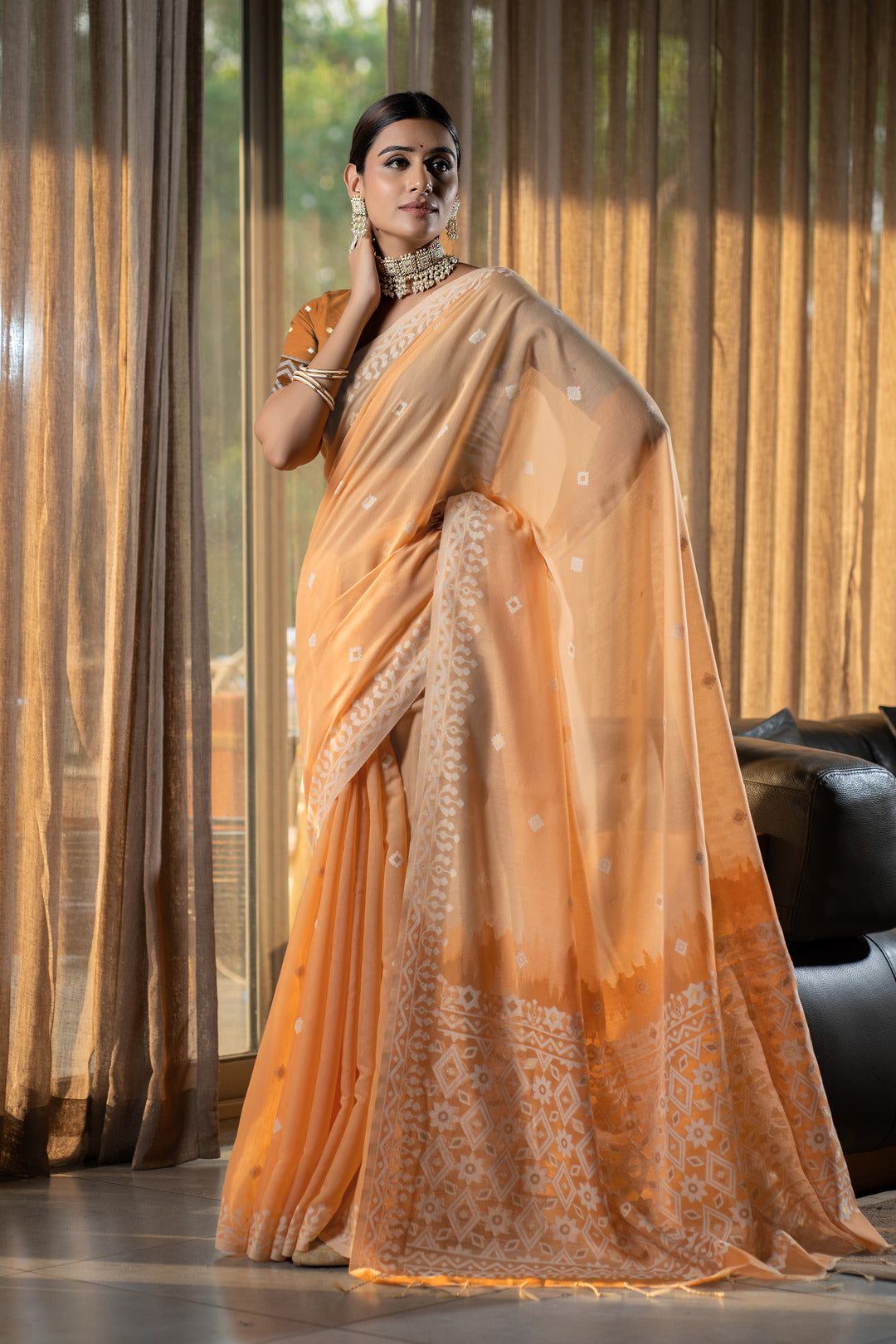 Dhiyona GR Women's Nithya Apricot Orange Mulmul Cotton Jamdani Saree