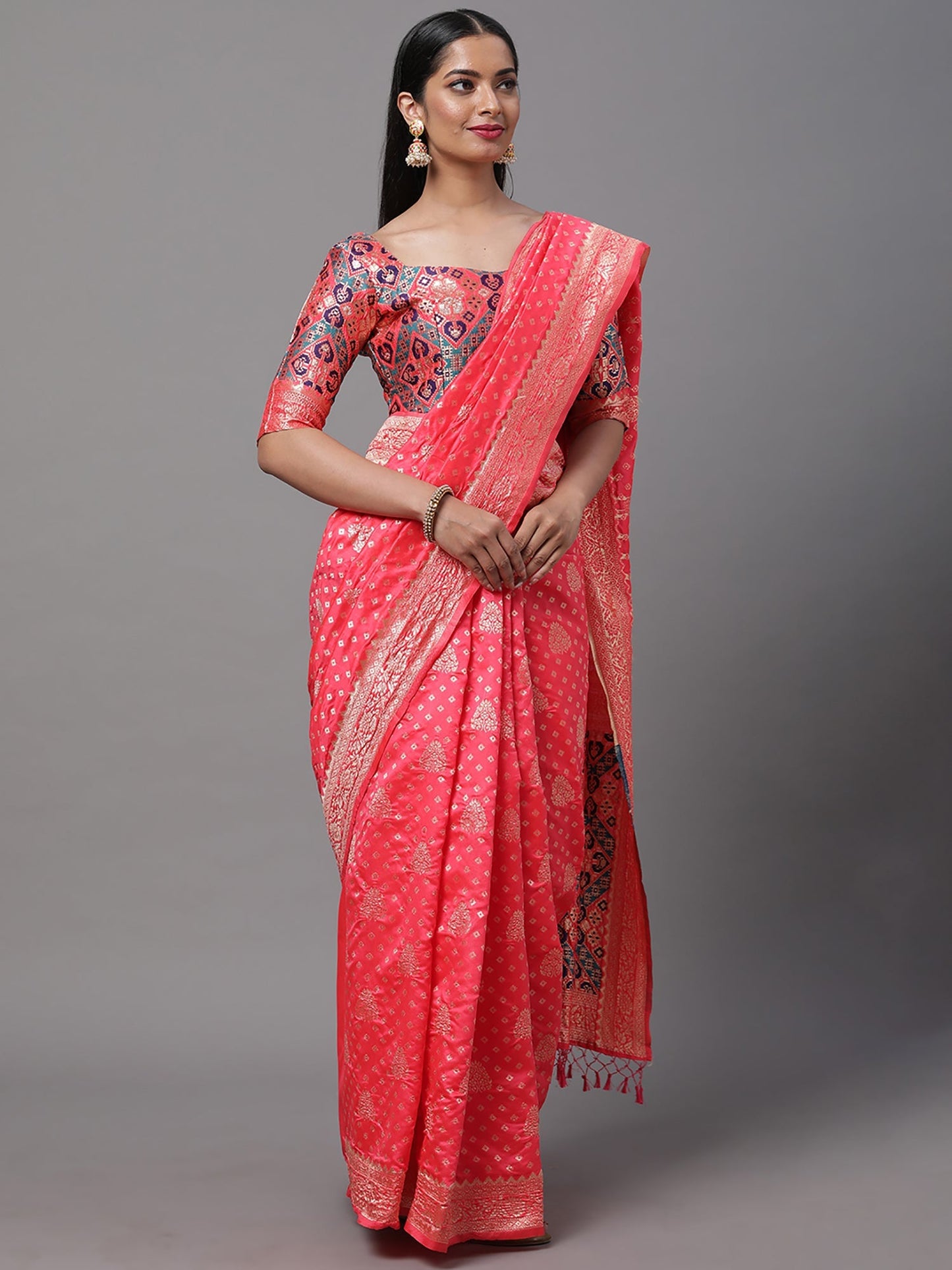 Women's Silk Blend Pink Woven Design Woven saree With Blouse Piece