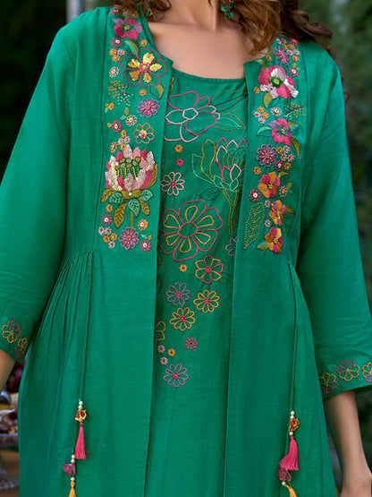 Indyancart IE Women Floral Embroidered Regular Beads and Stones Kurta with Trousers