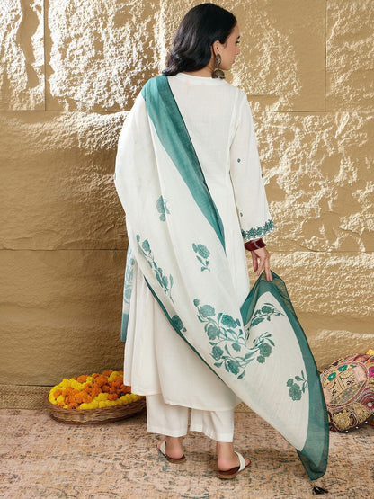 Indyancart IE Women Floral Embroidered Thread Work Pure Cotton Kurta with Trousers & Dupatta
