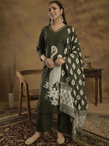 Indyancart SN Women's Ethnic Motifs Sequinned Pure Cotton Kurti with Trousers & Dupatta