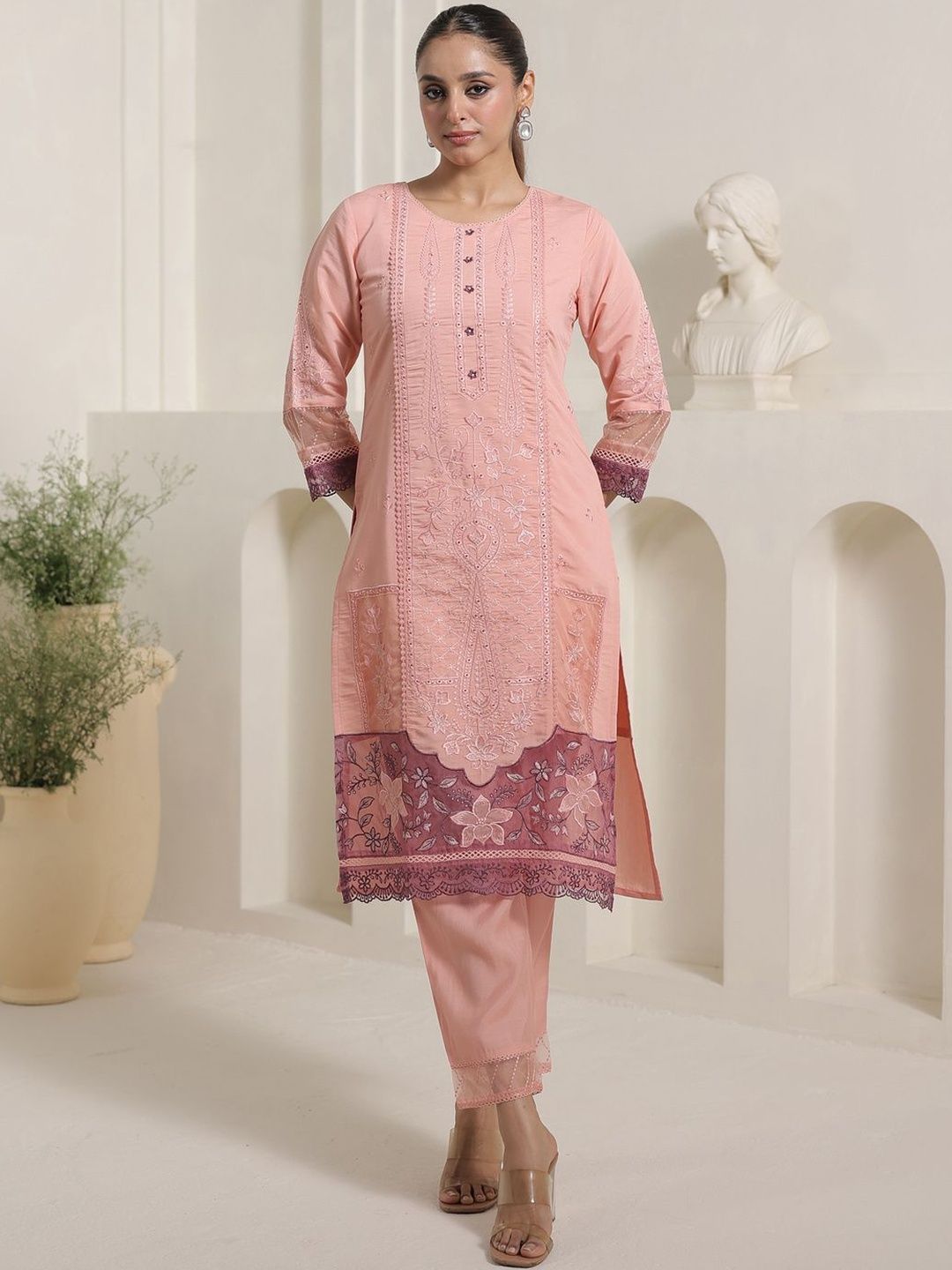 Women Ethnic Motifs Embroidered Regular Thread Work Kurta Set With Dupatta