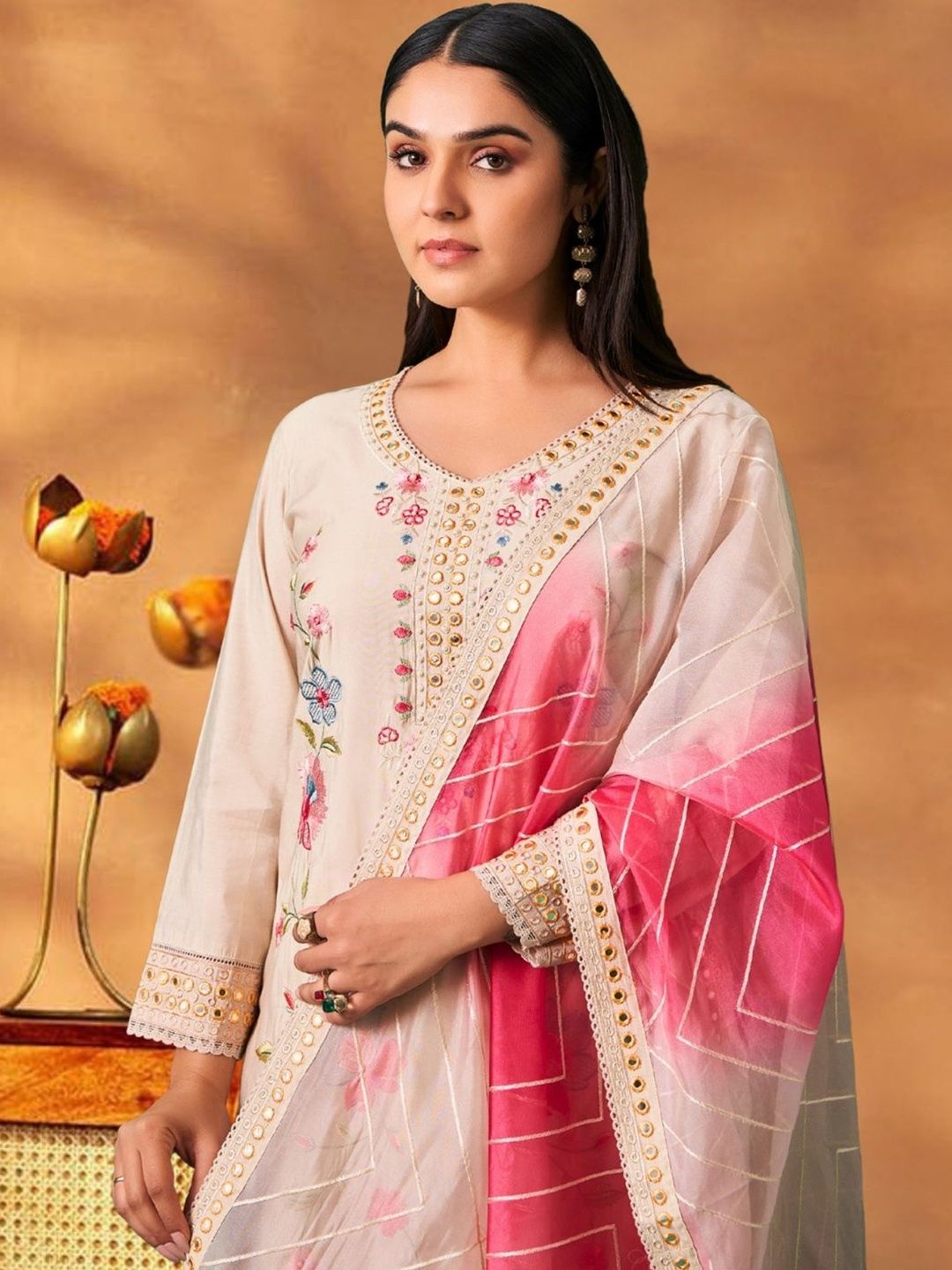 Women Floral Embroidered Regular Mirror Work Kurta with Trousers & With Dupatta