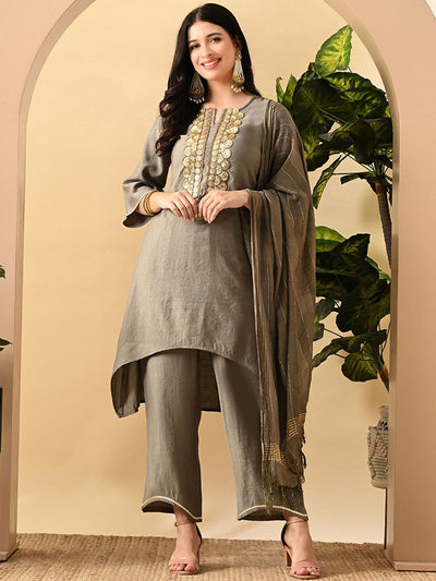 Indyancart SN Women's Embroidered Keyhole Neck Bell Sleeves Kurta & Palazzos Set with dupatta
