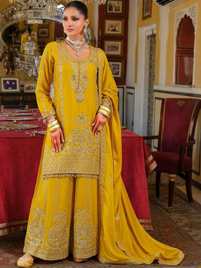 Indyancart IE Ethnic Motifs Embroidered Round Neck Thread Work Kurta With Palazzos & Dupatta