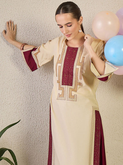 Women Ethnic Motifs Embroidered Regular Thread Work Kurta with Trousers