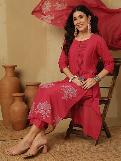 Indyancart SN Women's Printed Straight Kurta With Trousers & Dupatta