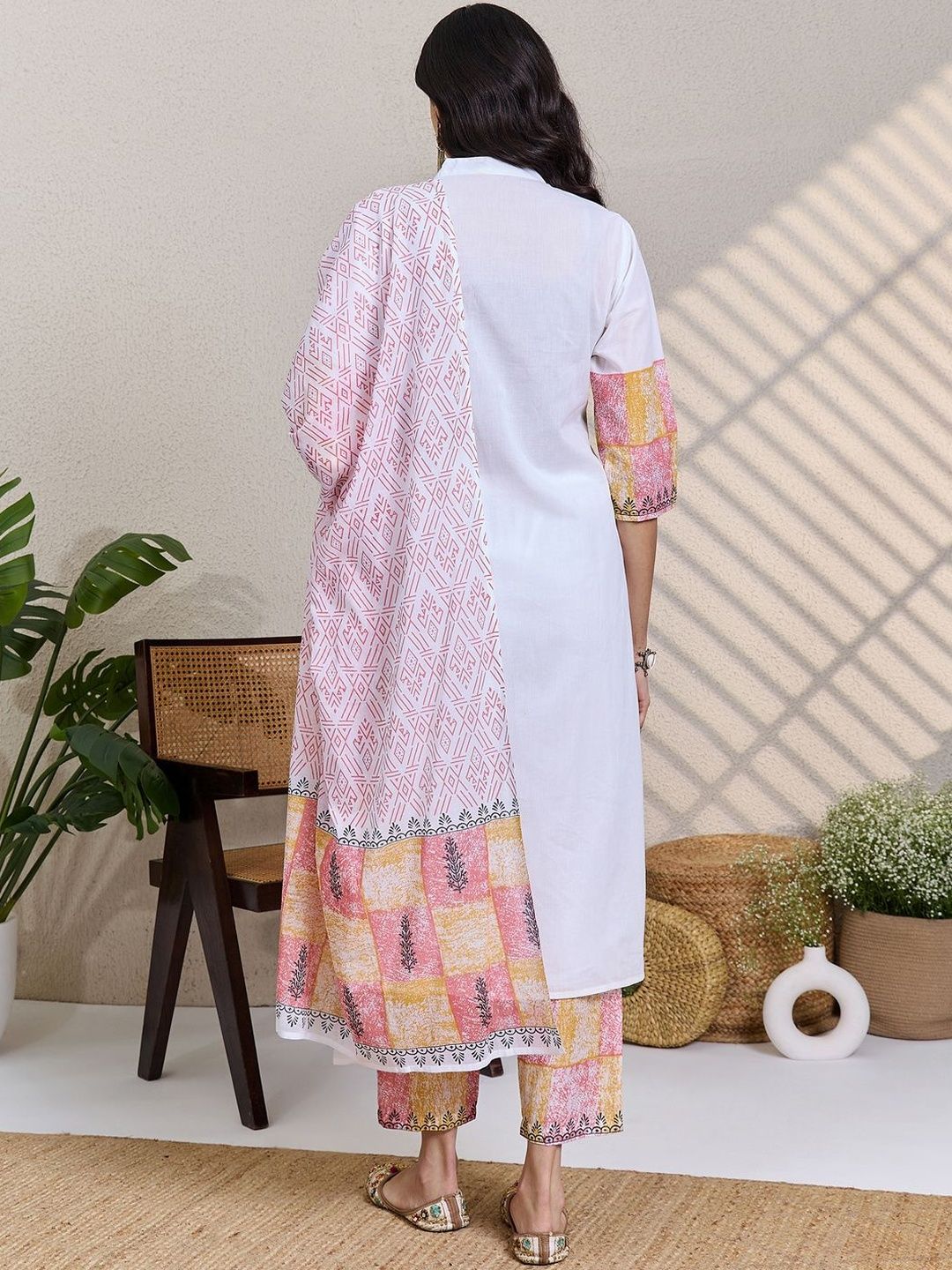 Women Ethnic Motifs Printed Regular Pure Cotton Kurta with Trousers & Dupatta